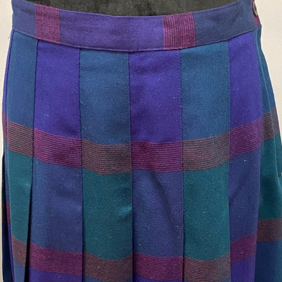 Celeste Sport, skirt, size 14 - Picture 3 of 4